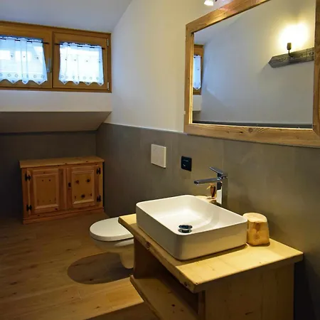 Cirmolo Val Comelico Comfortable & Spacious *